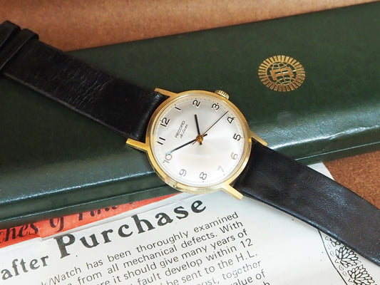 1979 Record De Luxe Mens Watch Swiss 17 Jewel Manual Movement 9KT Solid Gold Case