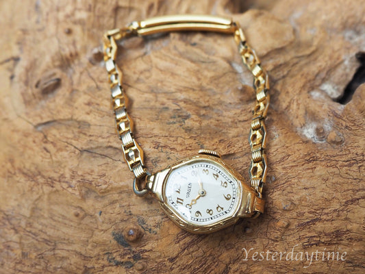 1940's Gruen Swiss Made 15 Jewel 10K Gold Filled Ladies Wristwatch